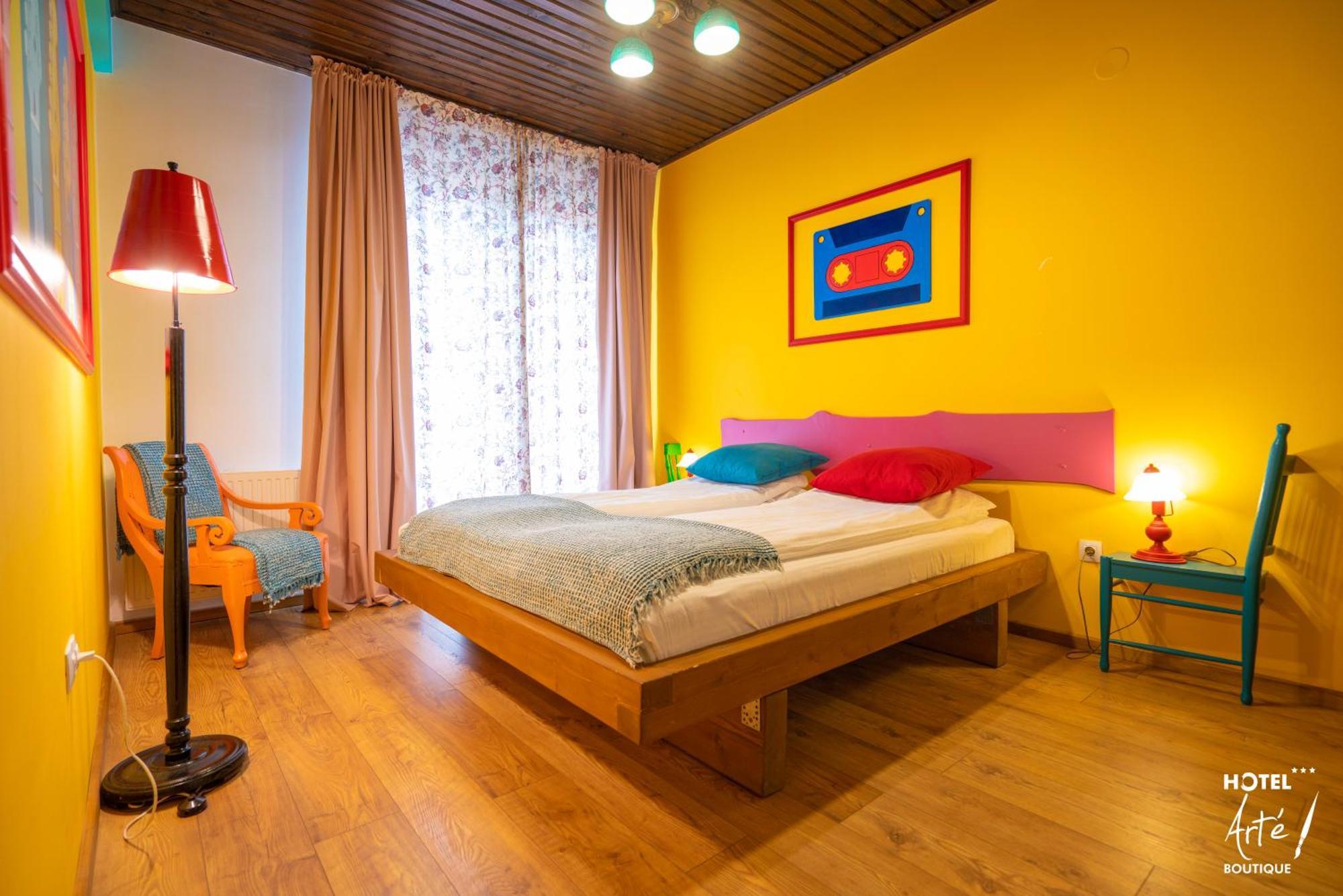 Art'E Boutique Rooms BaileTusnad Exterior photo