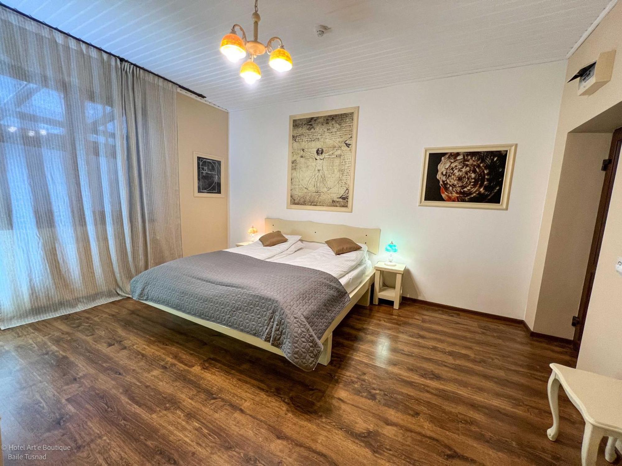 Art'E Boutique Rooms BaileTusnad Exterior photo